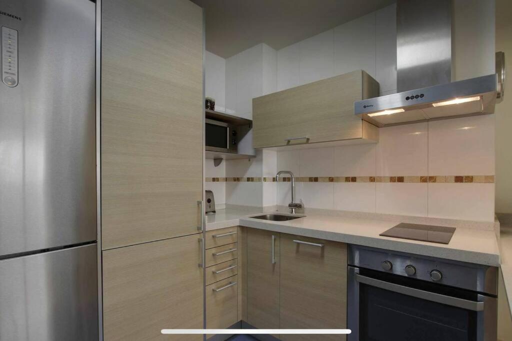 Apartament Pacifico P4 - Bonito Apartamento Con Piscina & Parking, Playa A 100 Metros Malaga